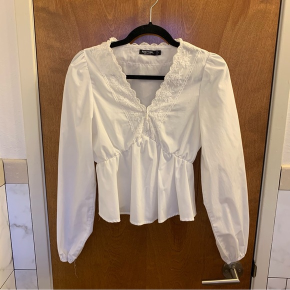 Cropped Nasty Gal blouse - Picture 1 of 4